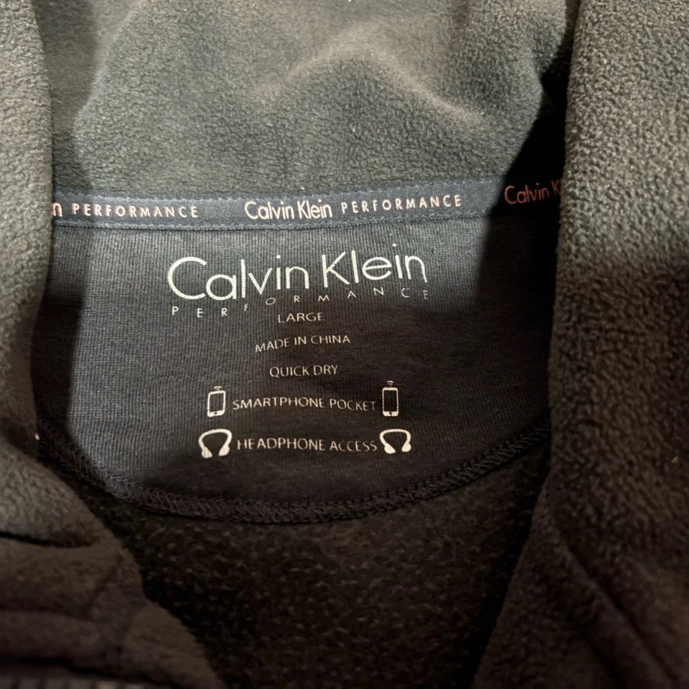 Calvin Klein Performance Vest - Picture 3 of 6